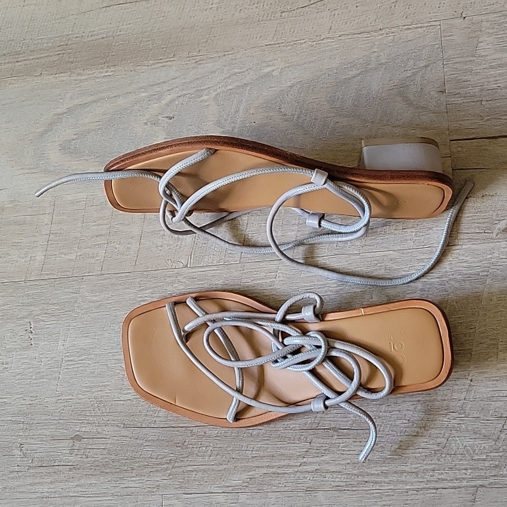 Loq Ara Leather Sandals size 39 in lilac-blue color